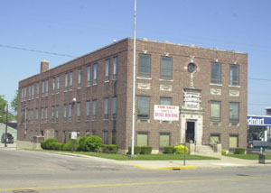 Mercer County officials plan to sell the former county administration building to local businessman Tim Townsend for $130,000. Townsend plans to use the building as some sort of performing arts education center.<br></br>dailystandard.com