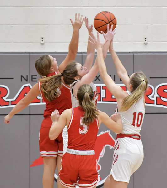 New Knoxville vs girls basketball Photo Album The Daily Standard