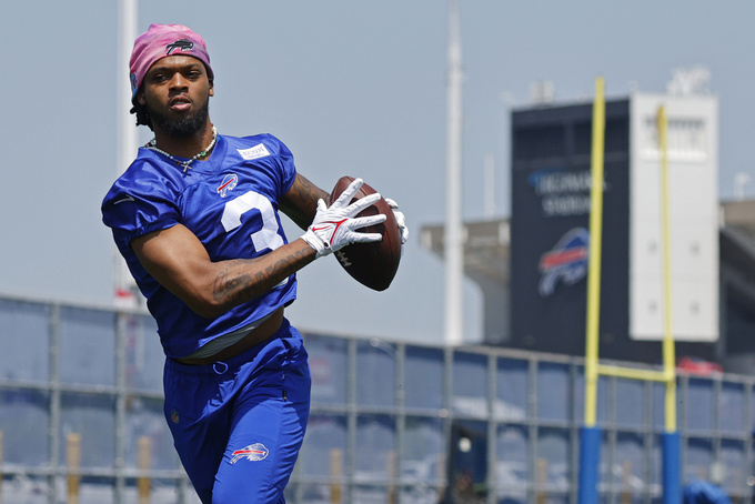 Buffalo Bills defensive back Damar Hamlin (3) makes a catch during NFL football practice in Orchard Park, N.Y., Tuesday, May 30, 2023. (AP Photo/Jeffrey T. Barnes)